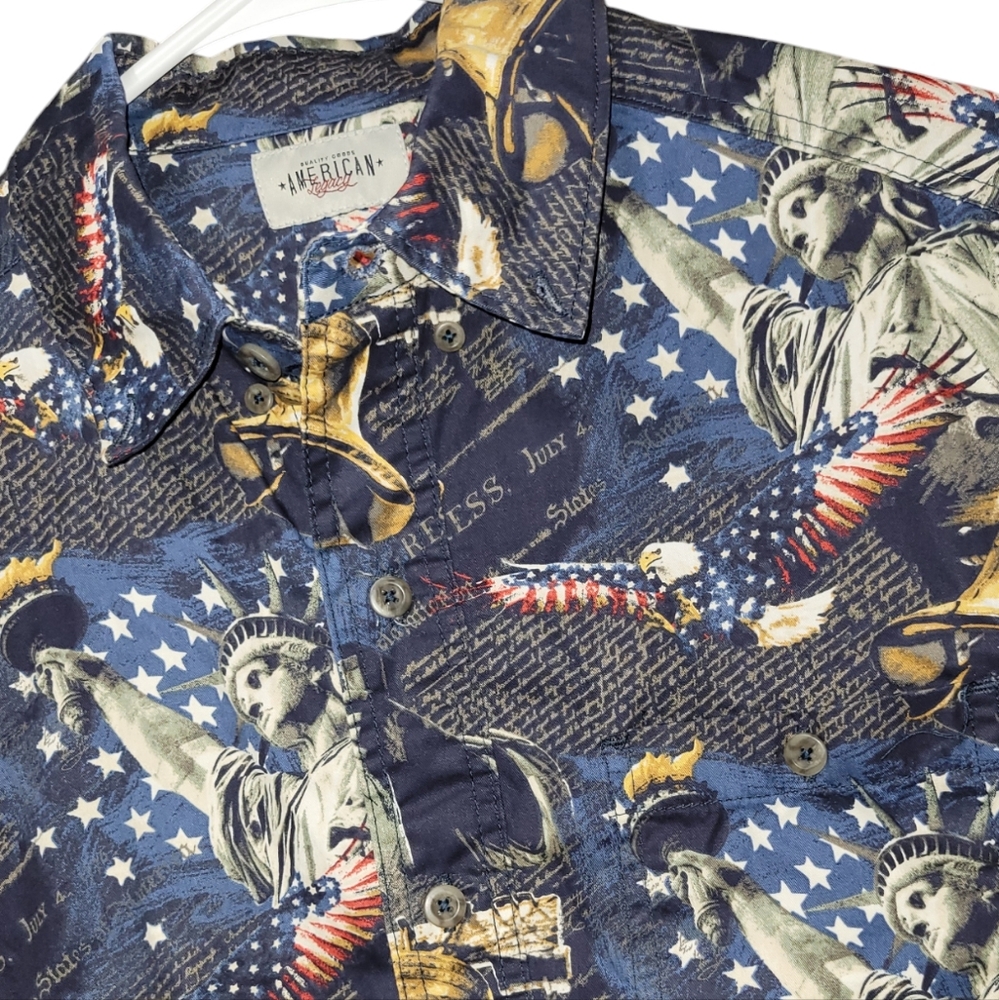 American Legacy patriotic short sleeve button-down collared shirt Size M